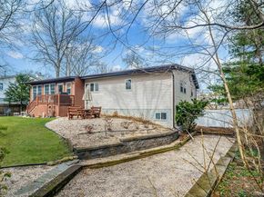 76 Hollywood Avenue, Selden NY 11784