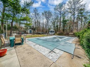 76 Hollywood Avenue, Selden NY 11784