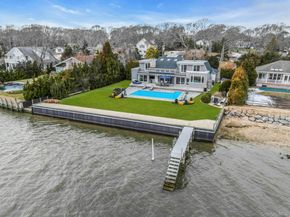 17 Romana Drive, Hampton Bays NY 11946
