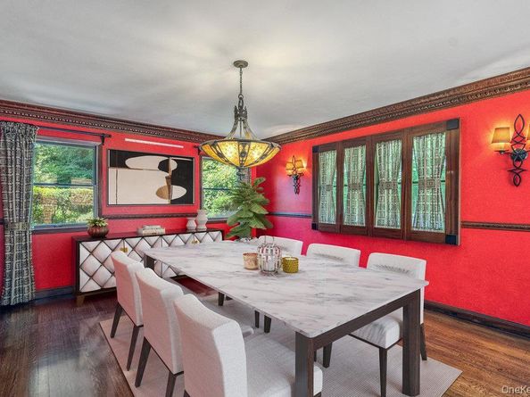 43 Hunt Drive, Jericho NY 11753