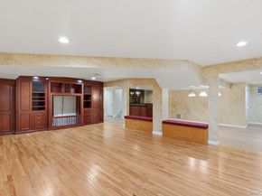 43 Hunt Drive, Jericho NY 11753