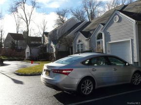 210 Sandpiper Court 210, Yorktown Heights NY 10598