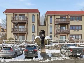 18 Granada Crescent 13, White Plains NY 10603