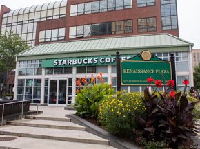 18 Granada Crescent 13, White Plains NY 10603