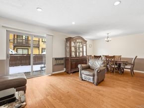 18 Granada Crescent 13, White Plains NY 10603