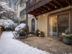 18 Granada Crescent 13, White Plains NY 10603