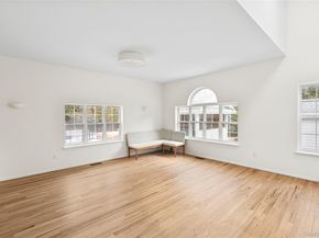 97 Spring Close Highway, East Hampton NY 11937