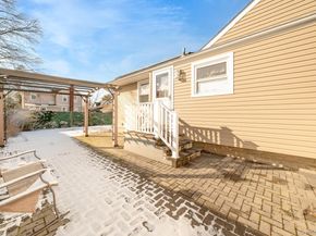 265 S 4th Street, Lindenhurst NY 11757