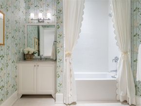 15 Kensington Road 109, Bronxville NY 10708