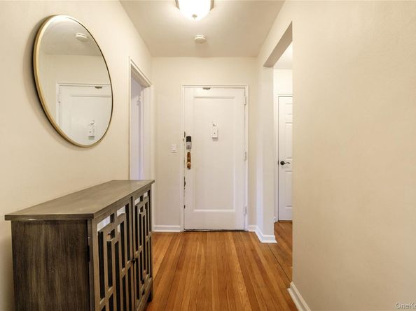 95 N Broadway D15, White Plains NY 10603