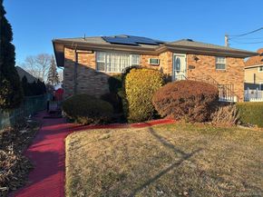 89 Grant Avenue, Farmingdale NY 11735