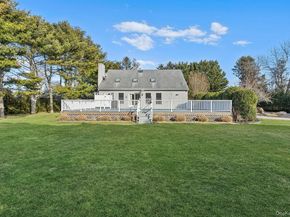 39 Tanners Neck Lane, Westhampton NY 11977