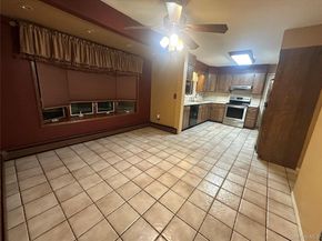 30 Poplar Avenue, Farmingdale NY 11735