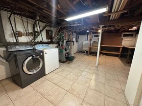 30 Poplar Avenue, Farmingdale NY 11735