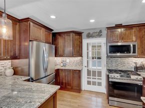 2889 Arnold Avenue, Oceanside NY 11572
