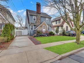 2889 Arnold Avenue, Oceanside NY 11572