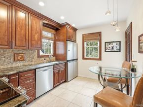 11 Van Buren Place, White Plains NY 10603