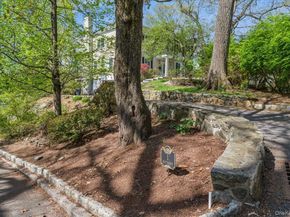 1 Southgate Avenue, Hastings-on-Hudson NY 10706