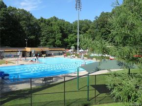 1 Southgate Avenue, Hastings-on-Hudson NY 10706