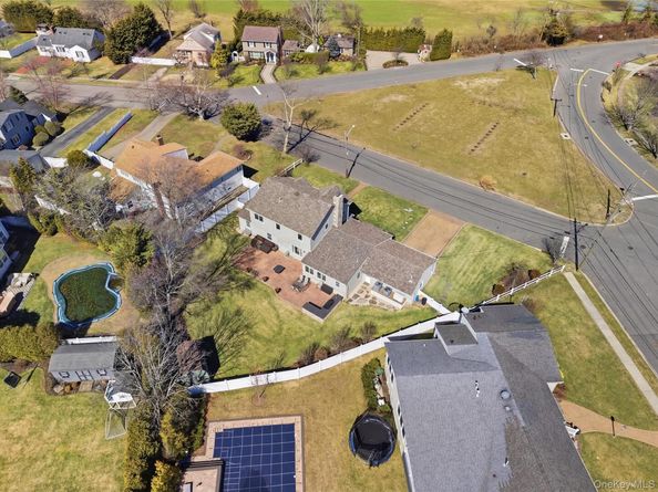 102 Peconic Drive S, Massapequa NY 11758