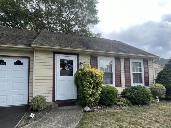 323 Brownfield Drive, Ridge NY 11961