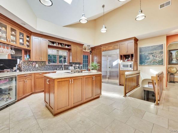 101 Harold Road, Woodmere NY 11598