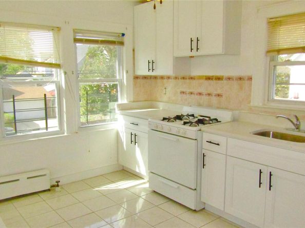 10411 200th Street, Saint Albans NY 11412