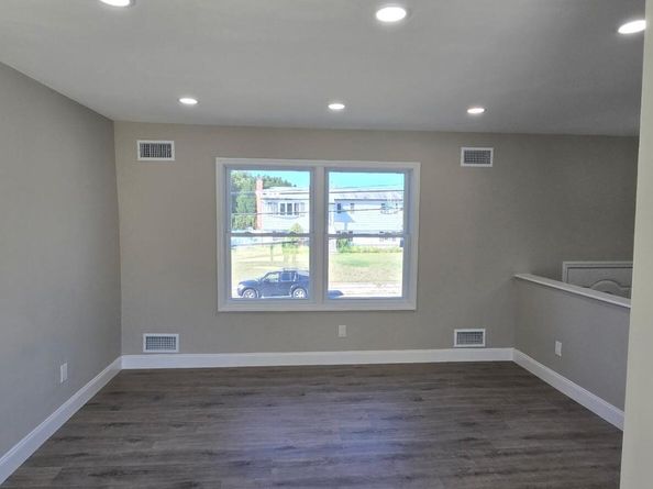 1902 Race Avenue, Medford NY 11763