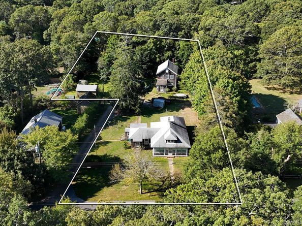 540 Abrahams Path, East Hampton NY 11930