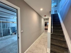 7 Waters Edge 7, Shirley NY 11967