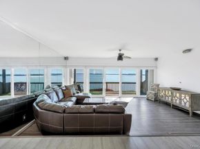 7 Waters Edge 7, Shirley NY 11967