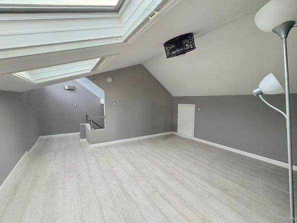 7 Waters Edge 7, Shirley NY 11967