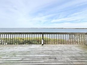 7 Waters Edge 7, Shirley NY 11967