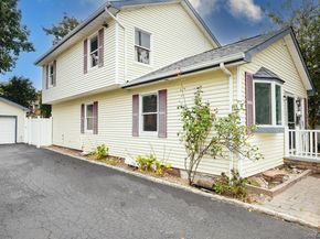 95 E Pulaski Road, Huntington Station NY 11746