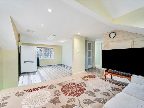 22 Herman Avenue, North Babylon NY 11703