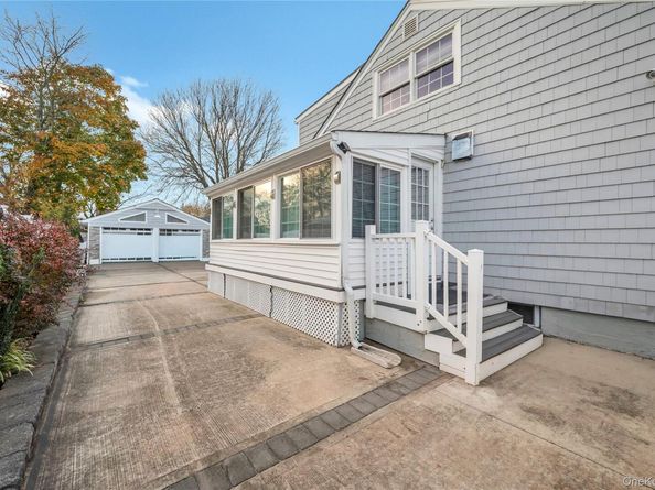 22 Herman Avenue, North Babylon NY 11703