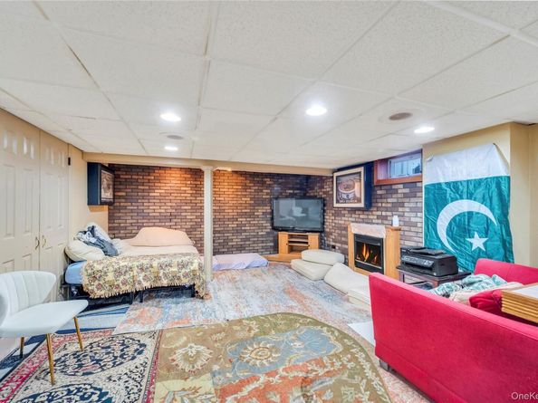 22 Herman Avenue, North Babylon NY 11703