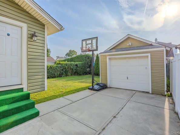 93 Vermont Avenue, Hempstead NY 11550