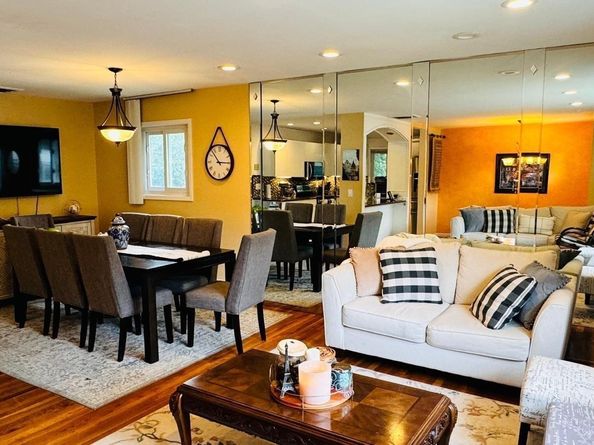 12 Deamer Court, Huntington Station NY 11746