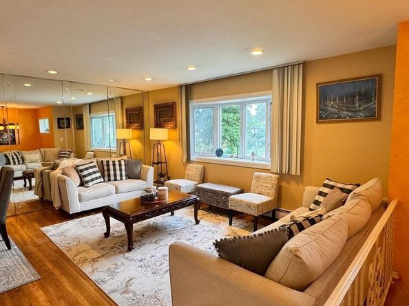 12 Deamer Court, Huntington Station NY 11746