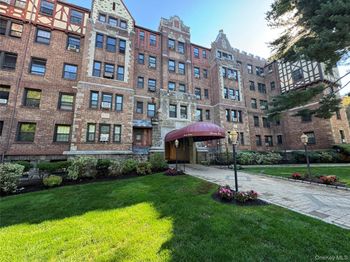 23 Old Mamaroneck Road