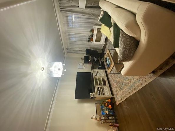 23 Old Mamaroneck Road 2P, White Plains NY 10605