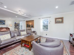 3 Earl Road, Melville NY 11747