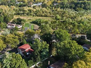 3 Earl Road, Melville NY 11747