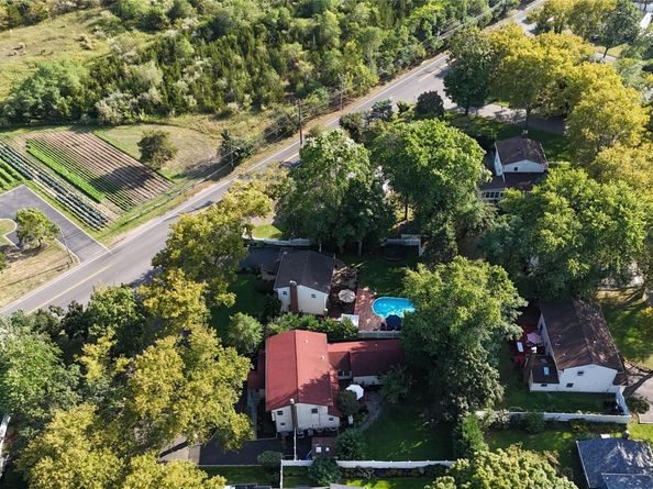 3 Earl Road, Melville NY 11747
