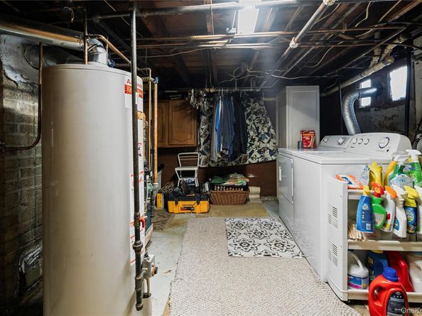 197 S 4th Street, Lindenhurst NY 11757
