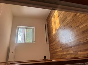 25-72 127 St, Flushing NY 11354