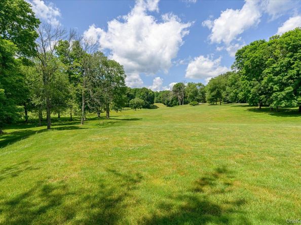 438 Heritage Hills B, Somers NY 10589