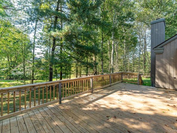 438 Heritage Hills B, Somers NY 10589