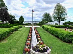 221 Middleneck Road M2, Great Neck NY 11021